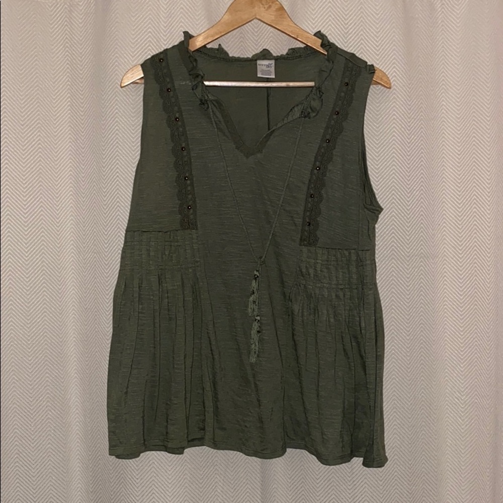 - Terra & Sky - Green Top, 0X